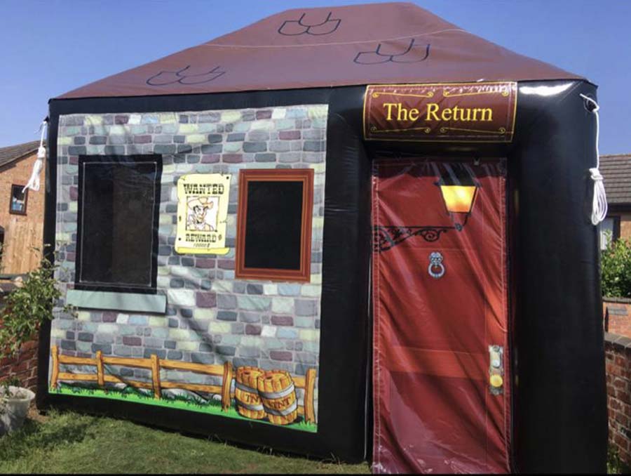 inflatable-pub-5mx5m